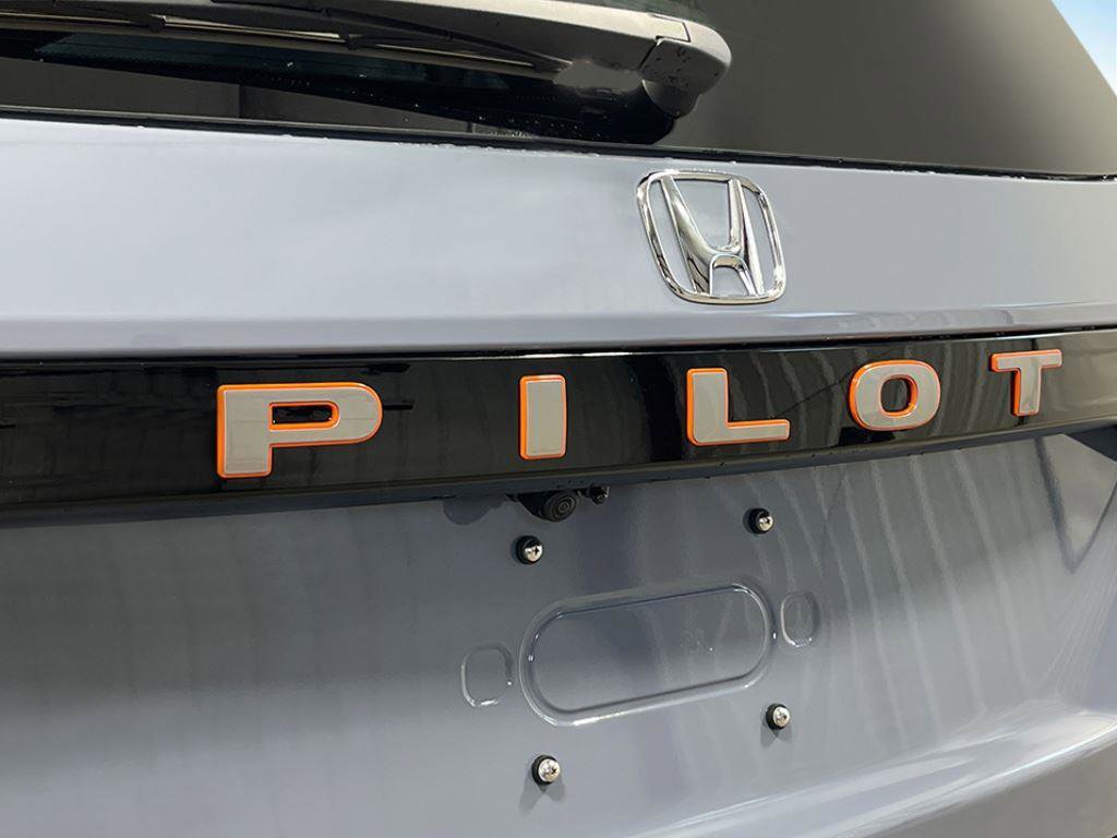 New 2026 Honda Pilot TrailSport image 9