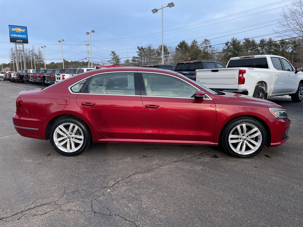 Used 2018 Volkswagen Passat 2.0T SE image 8