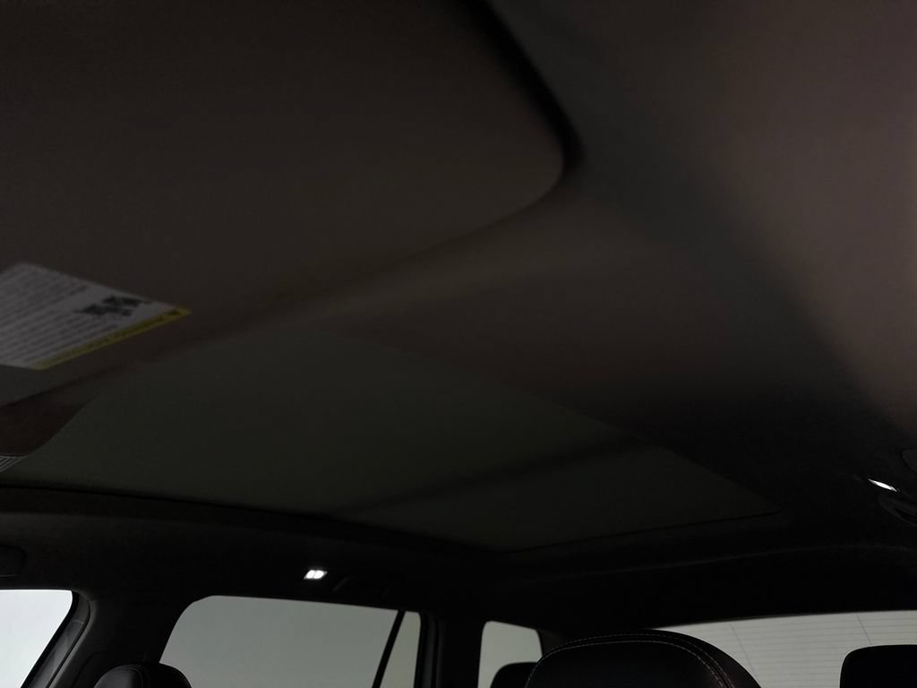 Used 2024 Volkswagen Atlas SE w/ Panoramic Sunroof Package FWD image 74