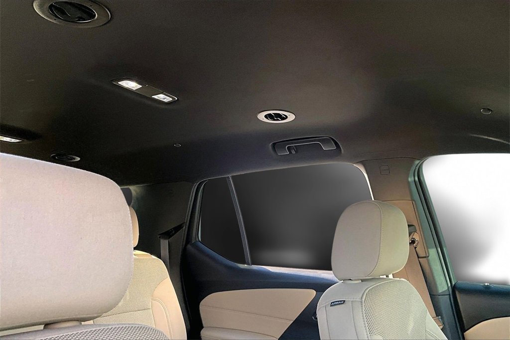 Used 2023 Chevrolet Traverse LS w/ Safety Package image 28