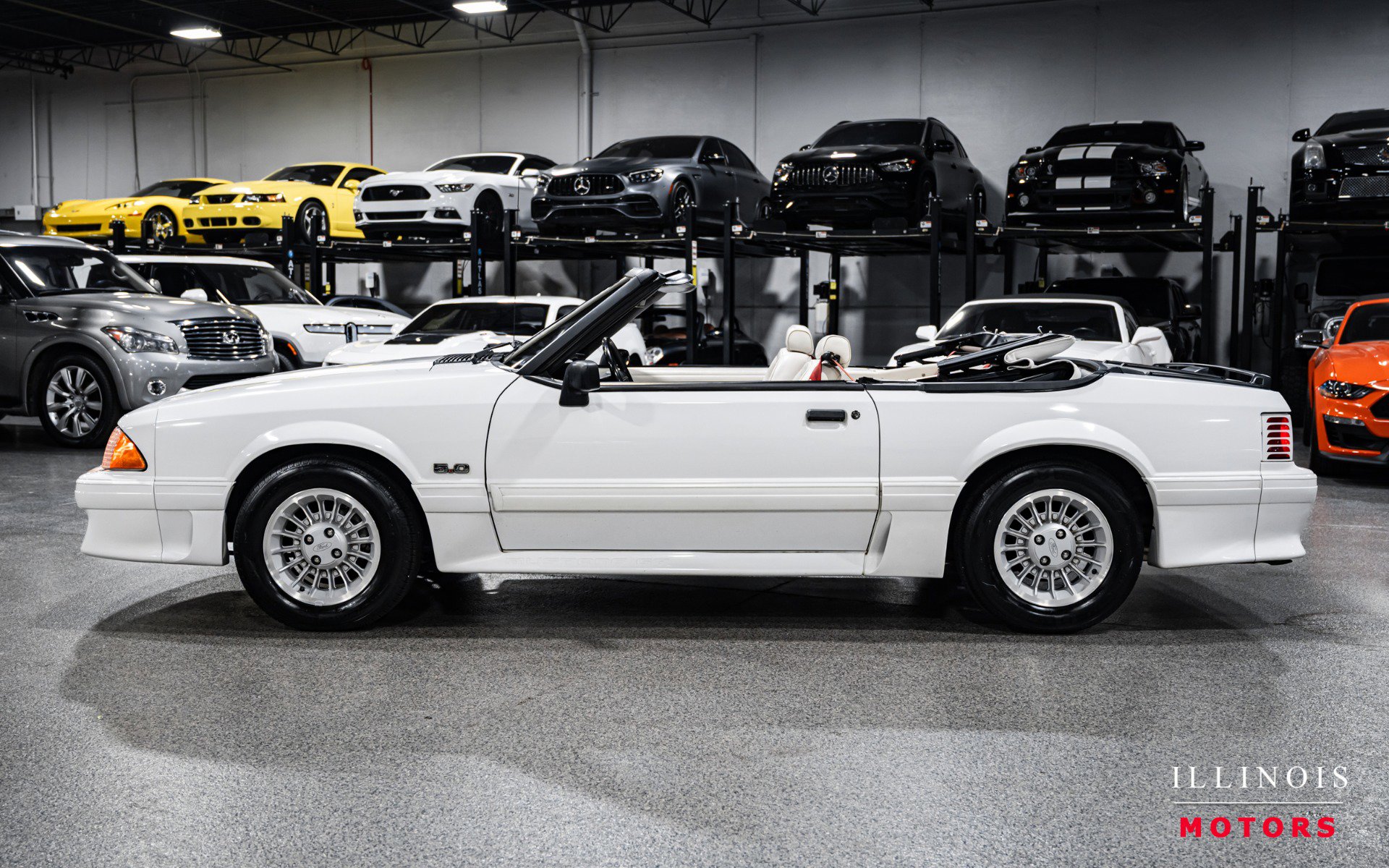 Used 1990 Ford Mustang GT image 2