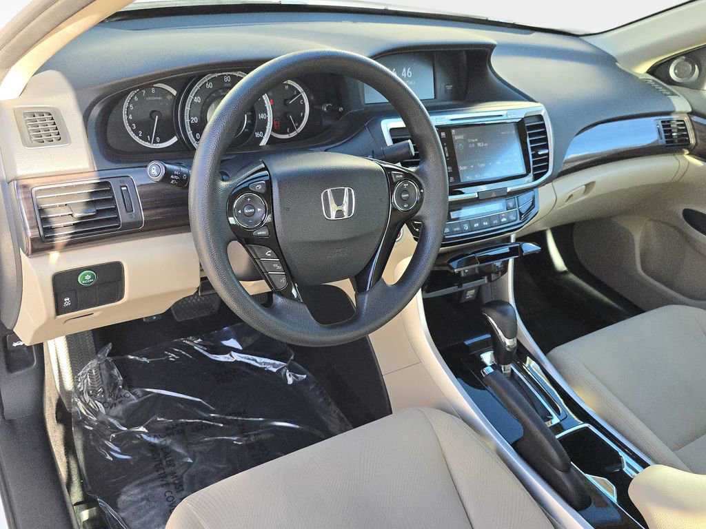 Used 2016 Honda Accord EX image 19