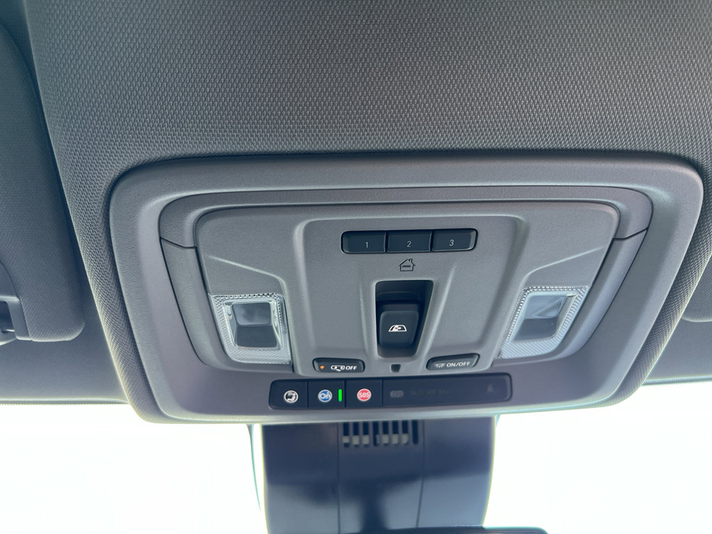 New 2025 GMC Sierra 1500 Elevation image 28