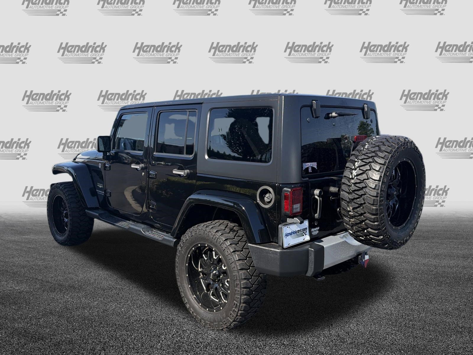 Used 2014 Jeep Wrangler Unlimited Sahara w/ Trailer Tow Group AWD/4WD image 8