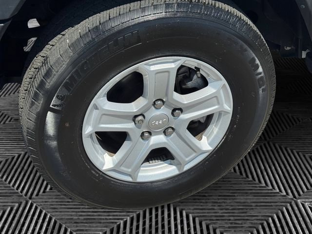 Certified 2023 Jeep Wrangler Unlimited Sport AWD/4WD image 10