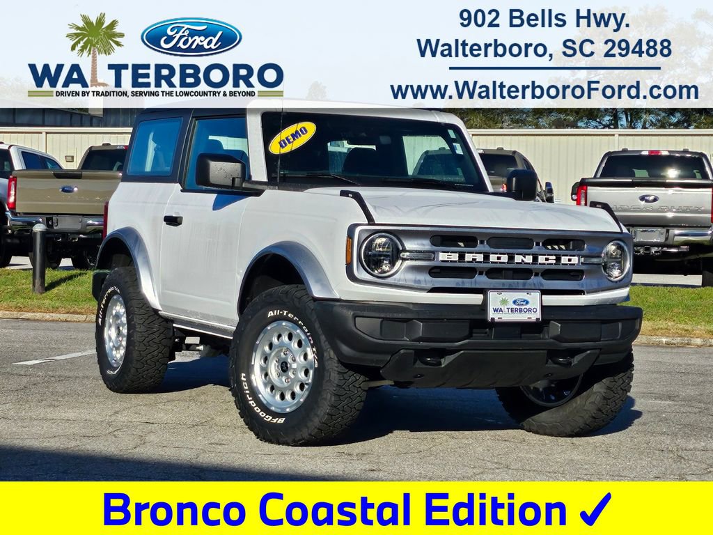 New 2025 Ford Bronco 2-Door image 1