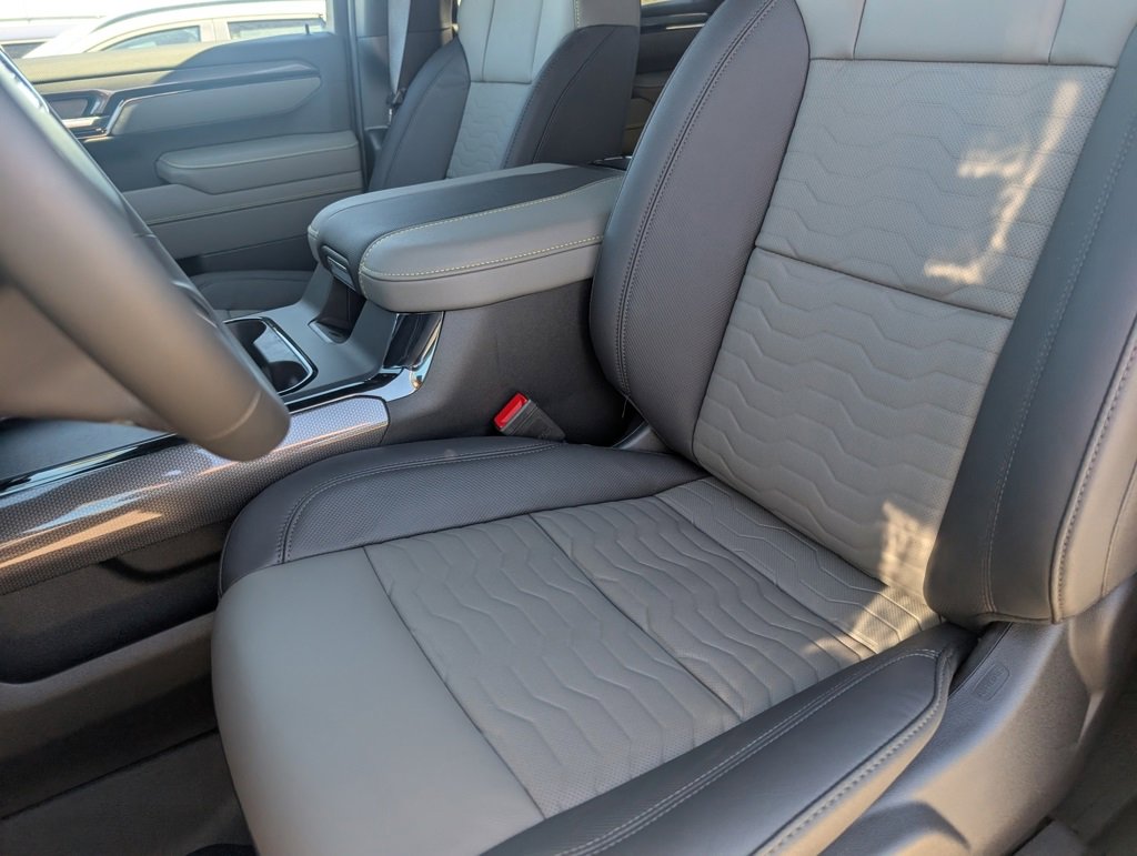 New 2026 Chevrolet Silverado 2500 ZR2 image 9