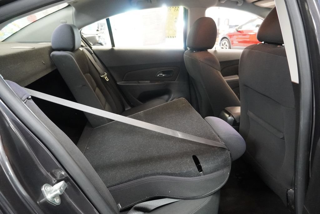Used 2014 Chevrolet Cruze LT FWD image 31