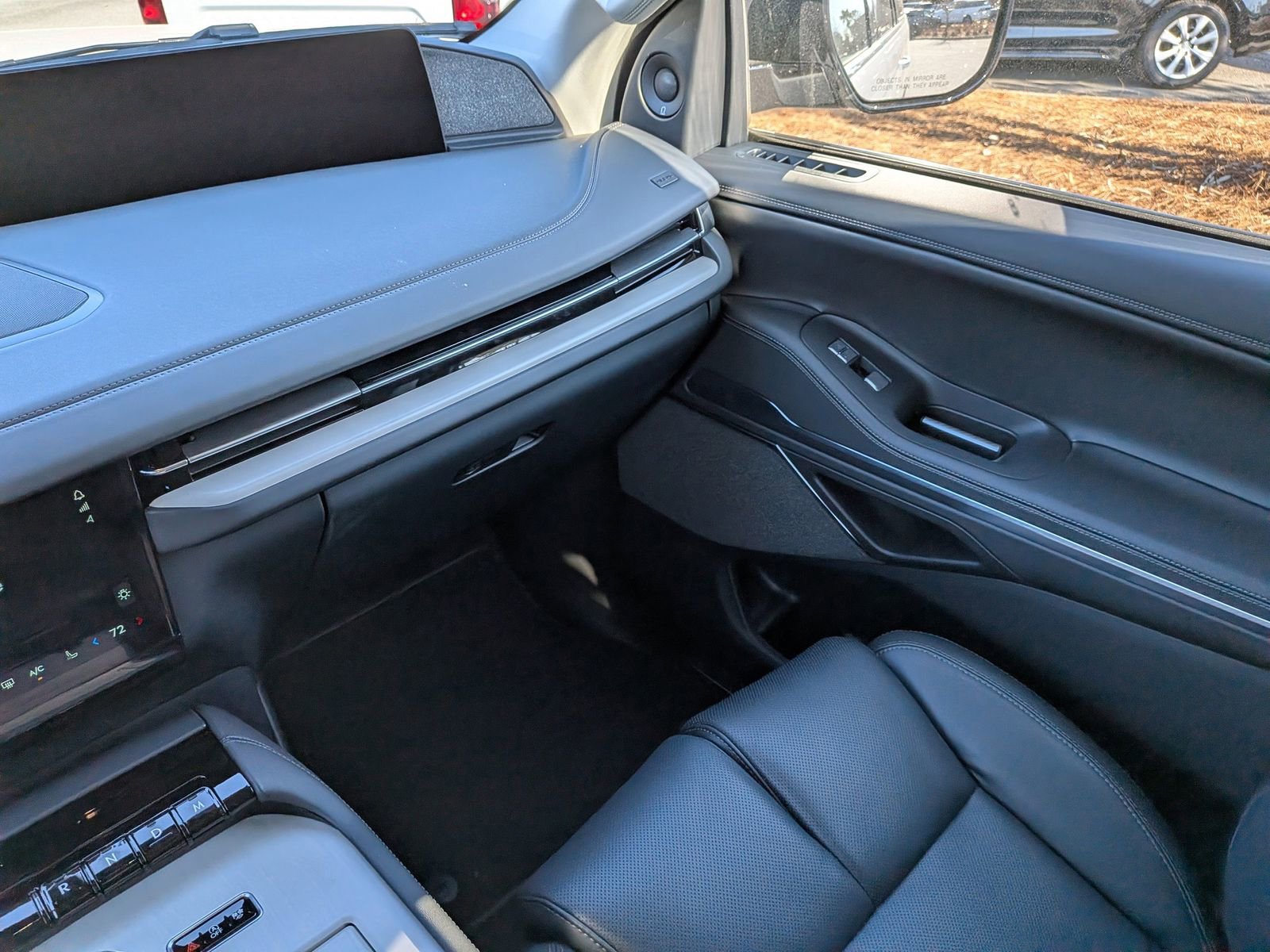 New 2026 Lincoln Navigator L Reserve image 17