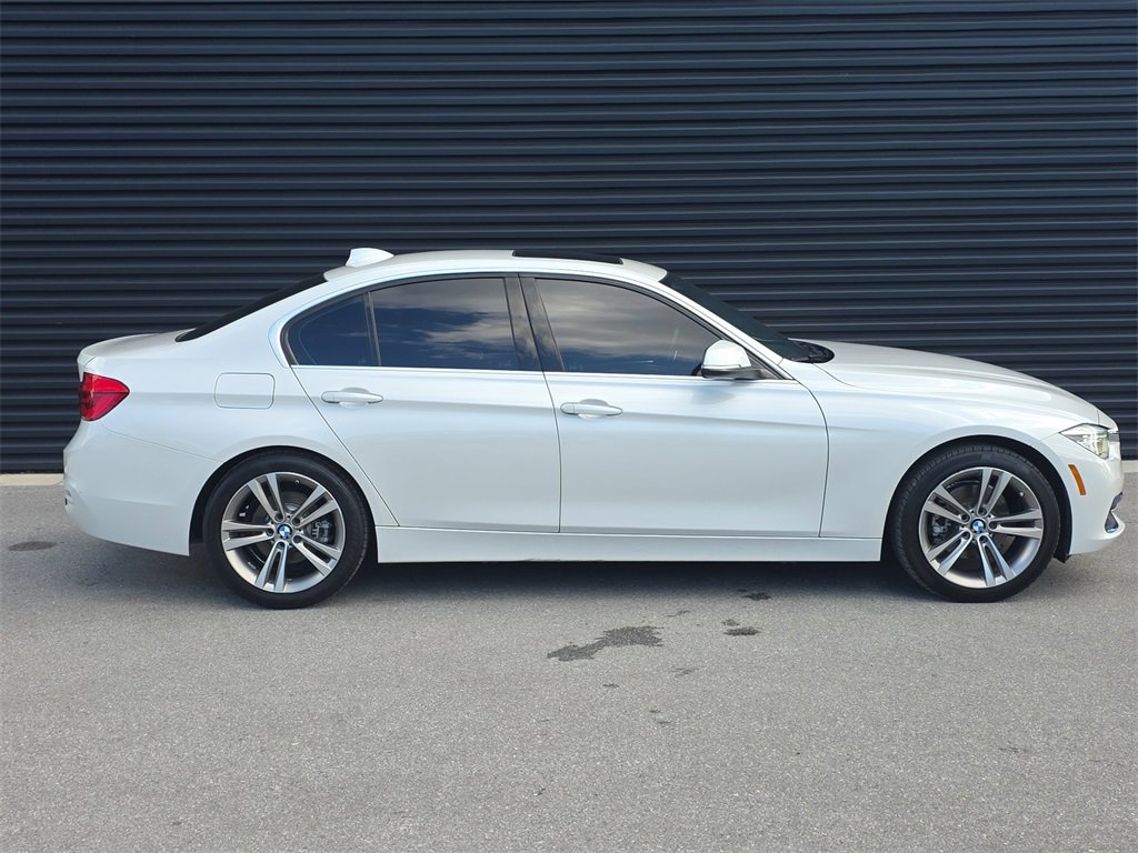 Used 2017 BMW 330i Sedan image 7