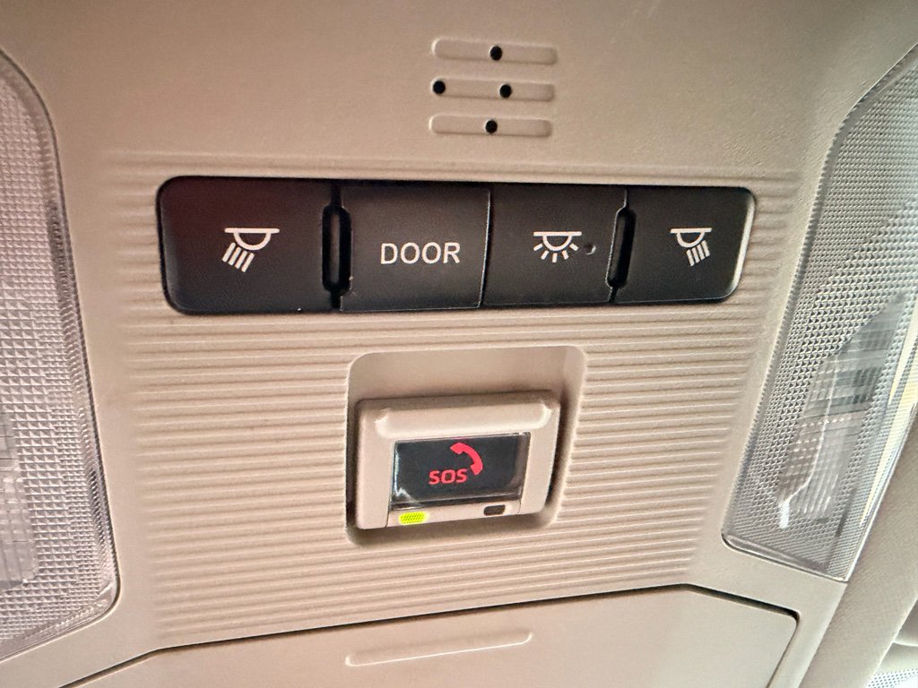 Used 2021 Toyota RAV4 LE image 25