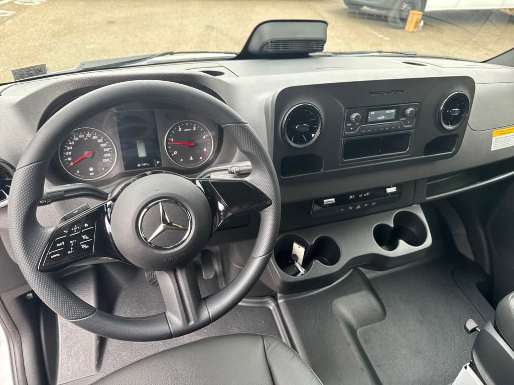 New 2025 Mercedes-Benz Sprinter 2500 image 13