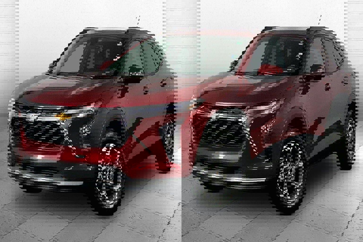 Used 2025 Chevrolet Trax LT w/ LT Convenience Package image 12