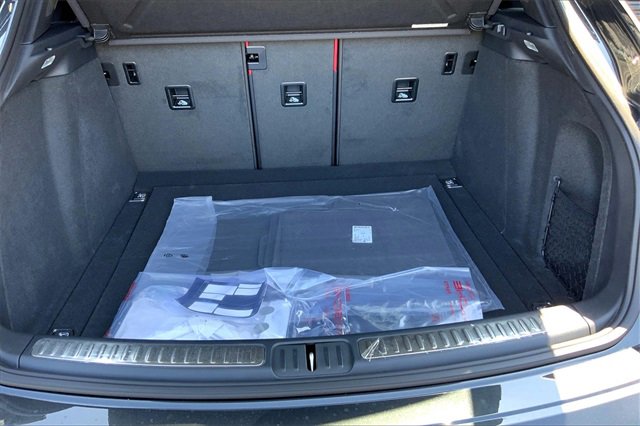 New 2026 Porsche Macan image 20