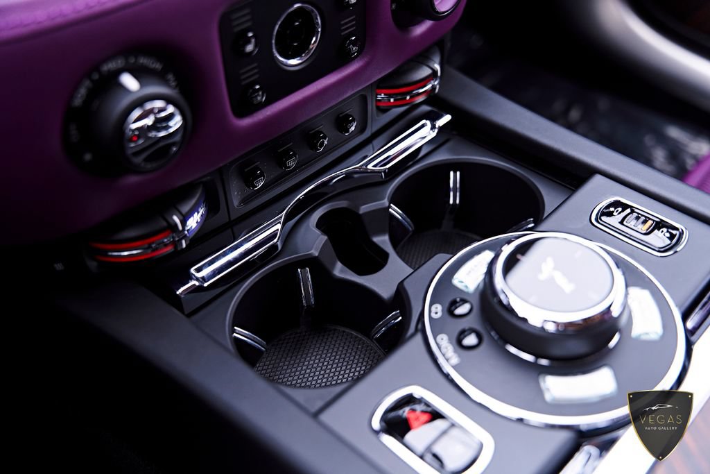 Used 2017 Rolls-Royce Wraith RWD image 77