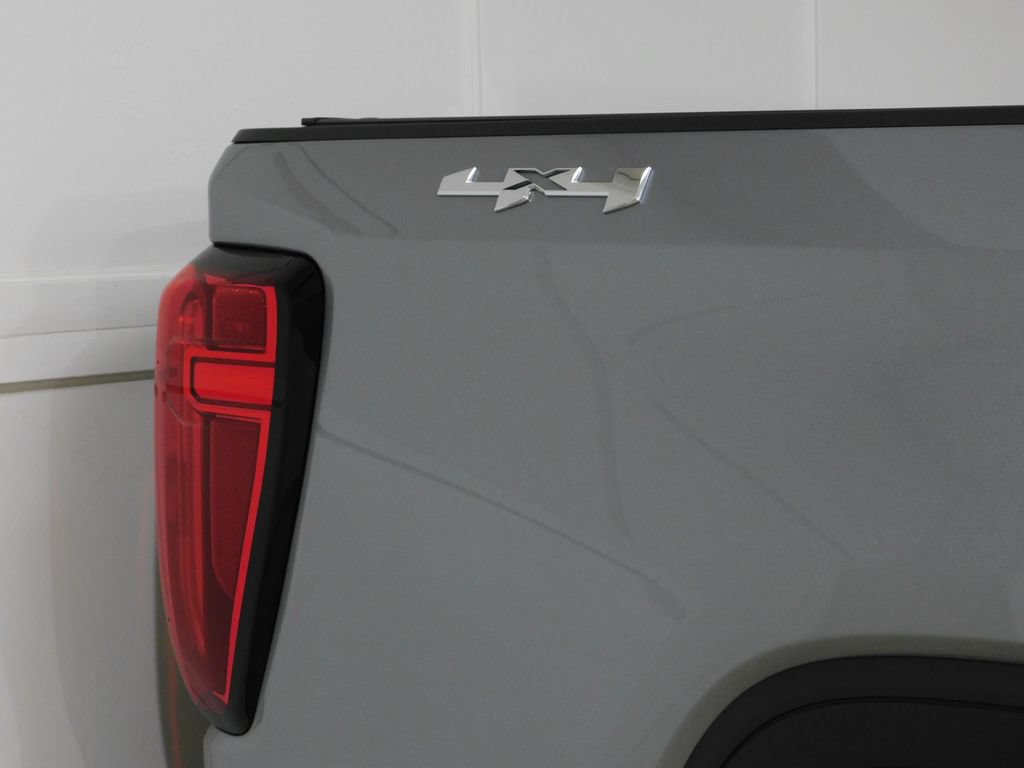 Used 2024 GMC Sierra 1500 Elevation AWD/4WD image 12