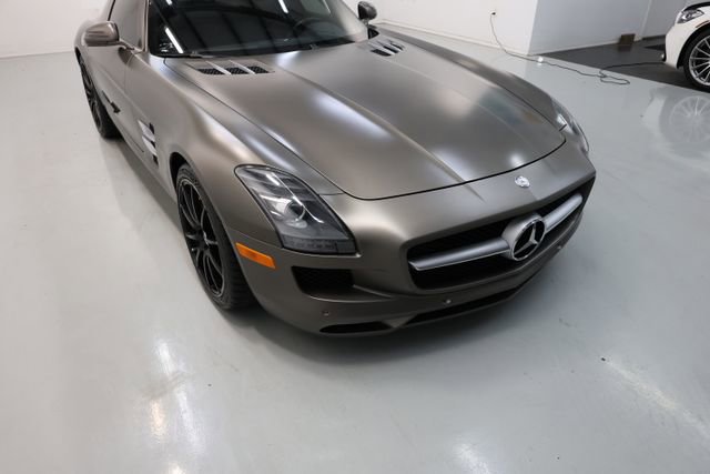 Used 2012 Mercedes-Benz SLS AMG Coupe image 48