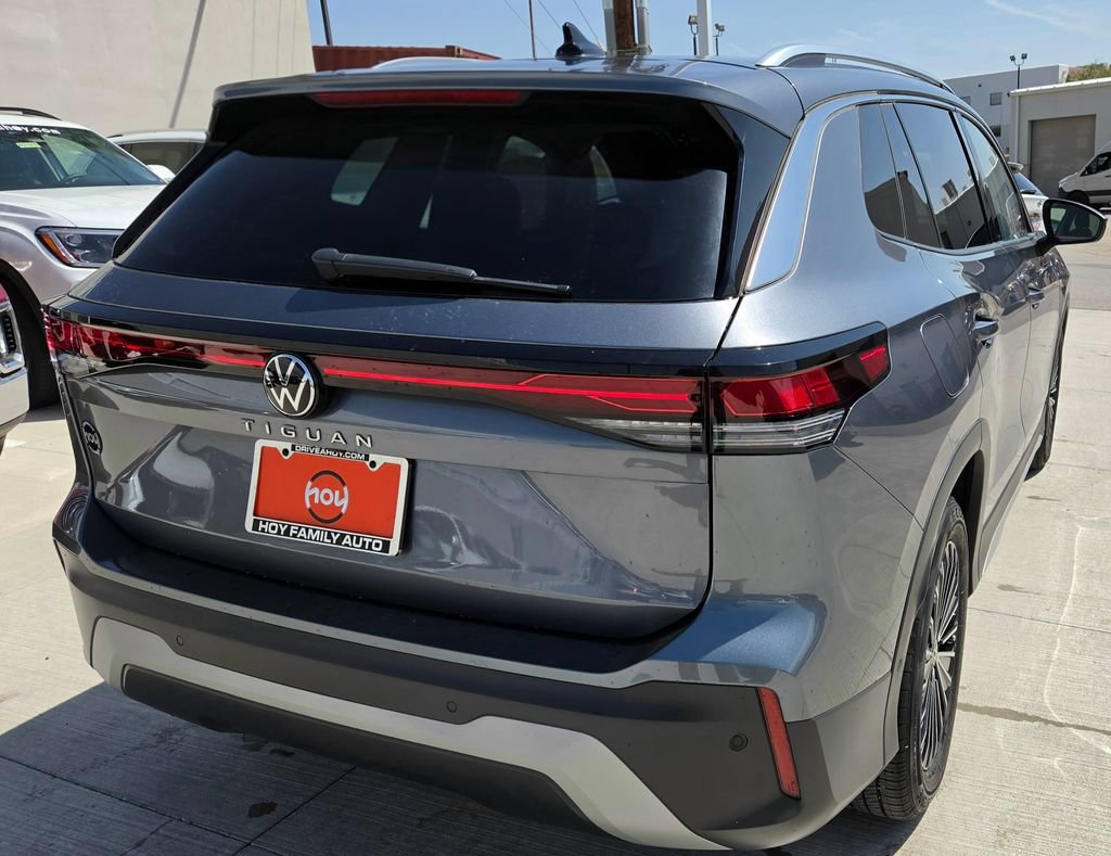 Certified 2026 Volkswagen Tiguan S FWD image 9