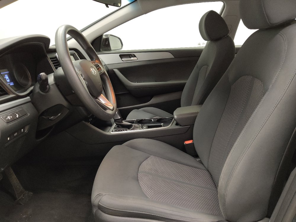 Used 2018 Hyundai Sonata SE FWD image 17