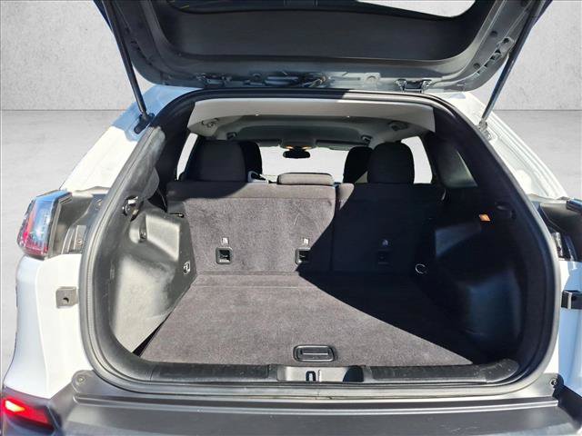 Used 2020 Jeep Cherokee Latitude FWD image 6