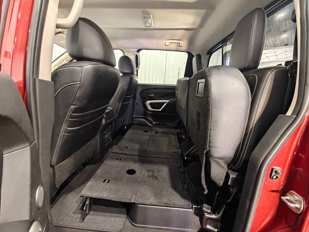 Used 2018 Nissan Titan PRO-4X w/ Pro-4x Convenience Package AWD/4WD image 32