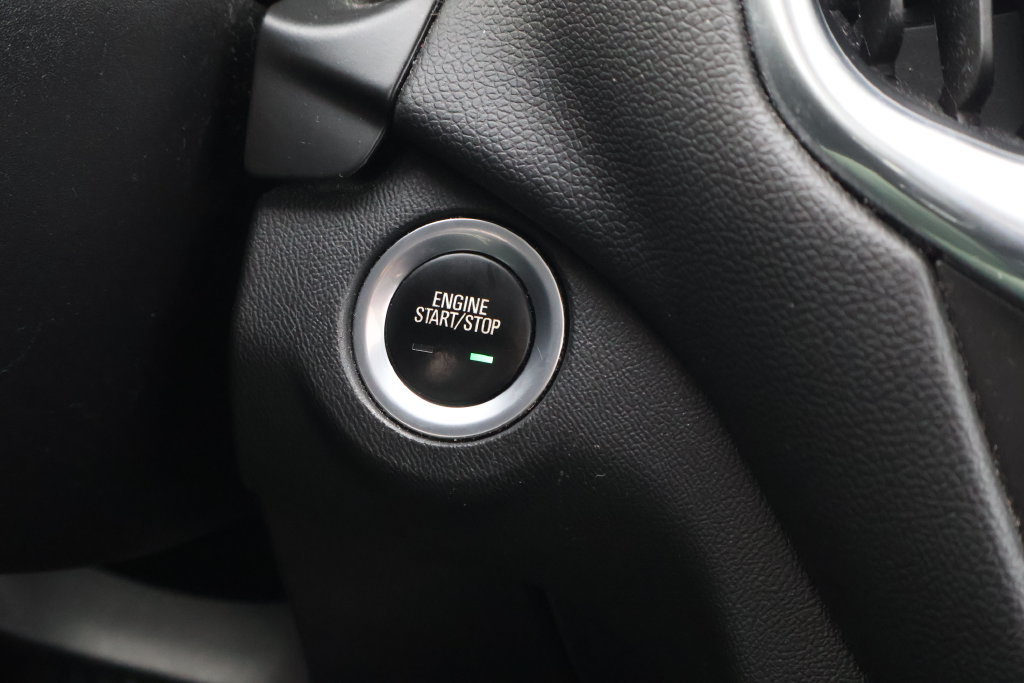 Used 2019 Chevrolet Equinox LT w/ Sun & Navigation Package FWD image 29