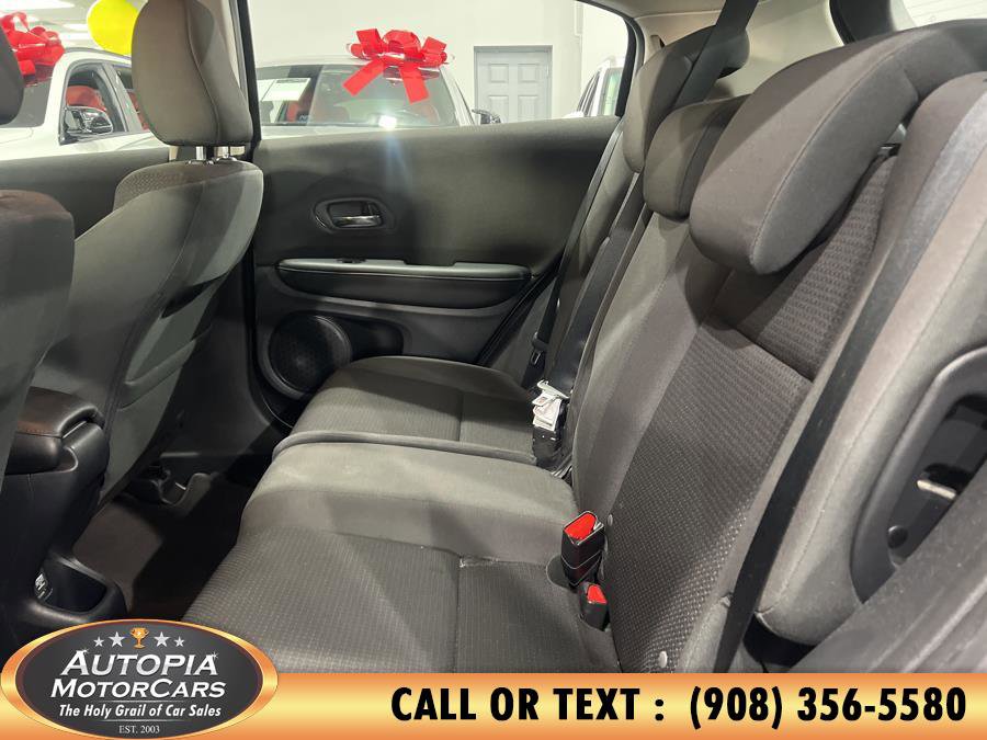 Used 2021 Honda HR-V LX image 16