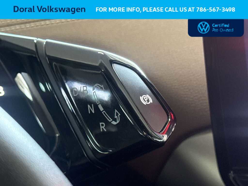 Used 2023 Volkswagen ID.4 Pro image 21