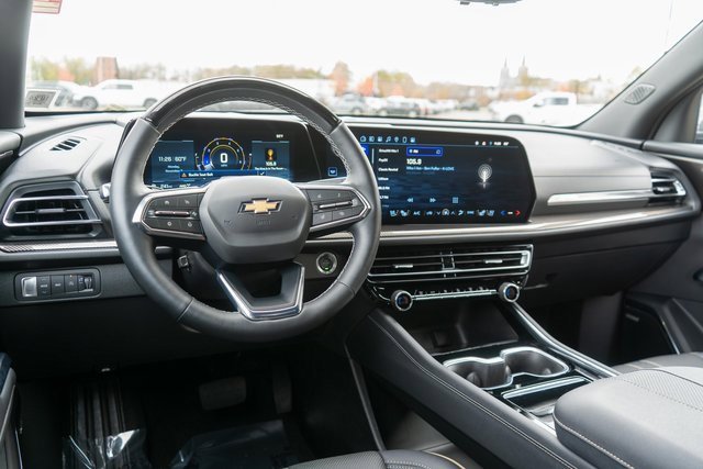 Used 2025 Chevrolet Traverse High Country image 14