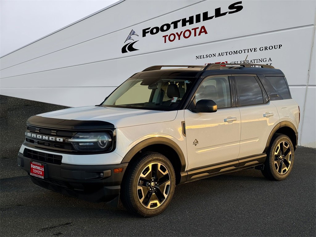 Used 2021 Ford Bronco Sport Outer Banks w/ Outer Banks Package (96D) image 3