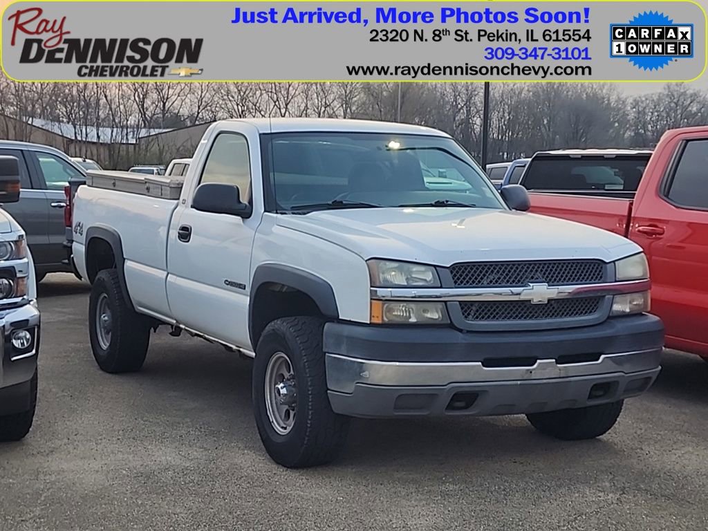 Used 2004 Chevrolet Silverado 2500 W/T w/ Snow Plow Prep Package image 1