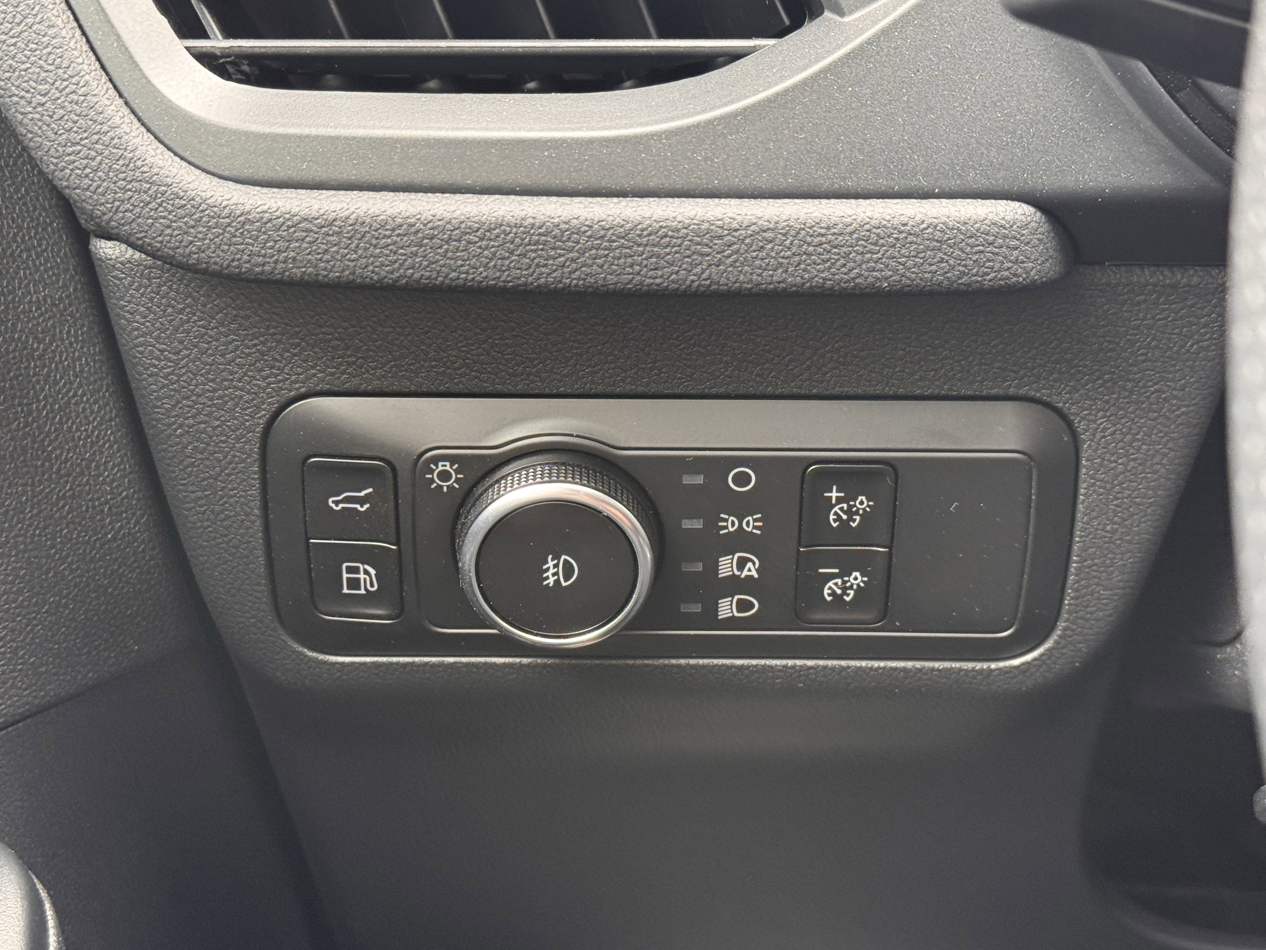 New 2026 Ford Escape ST-Line Select AWD/4WD image 11