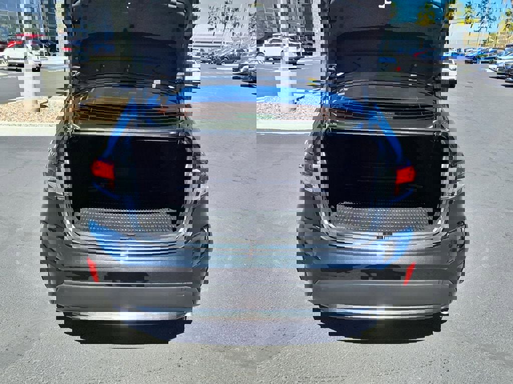 Used 2020 Toyota Corolla LE image 15