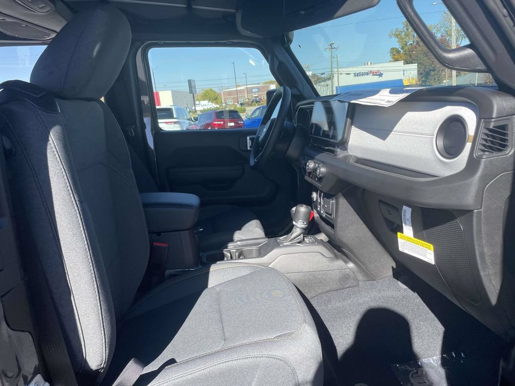 New 2026 Jeep Wrangler Sport AWD/4WD image 15