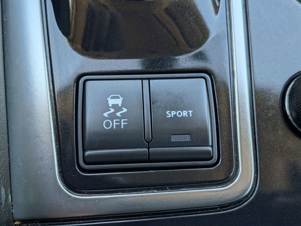 Used 2023 Nissan Maxima Platinum w/ Sport Mat Group FWD image 23