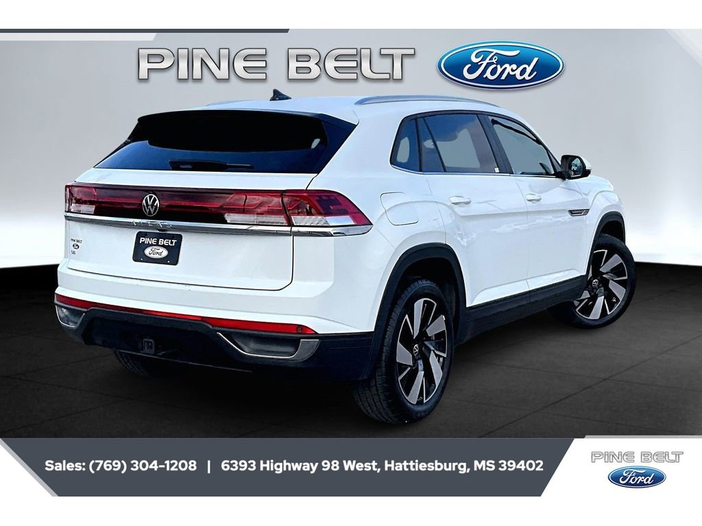 Used 2024 Volkswagen Atlas Cross Sport SE image 11
