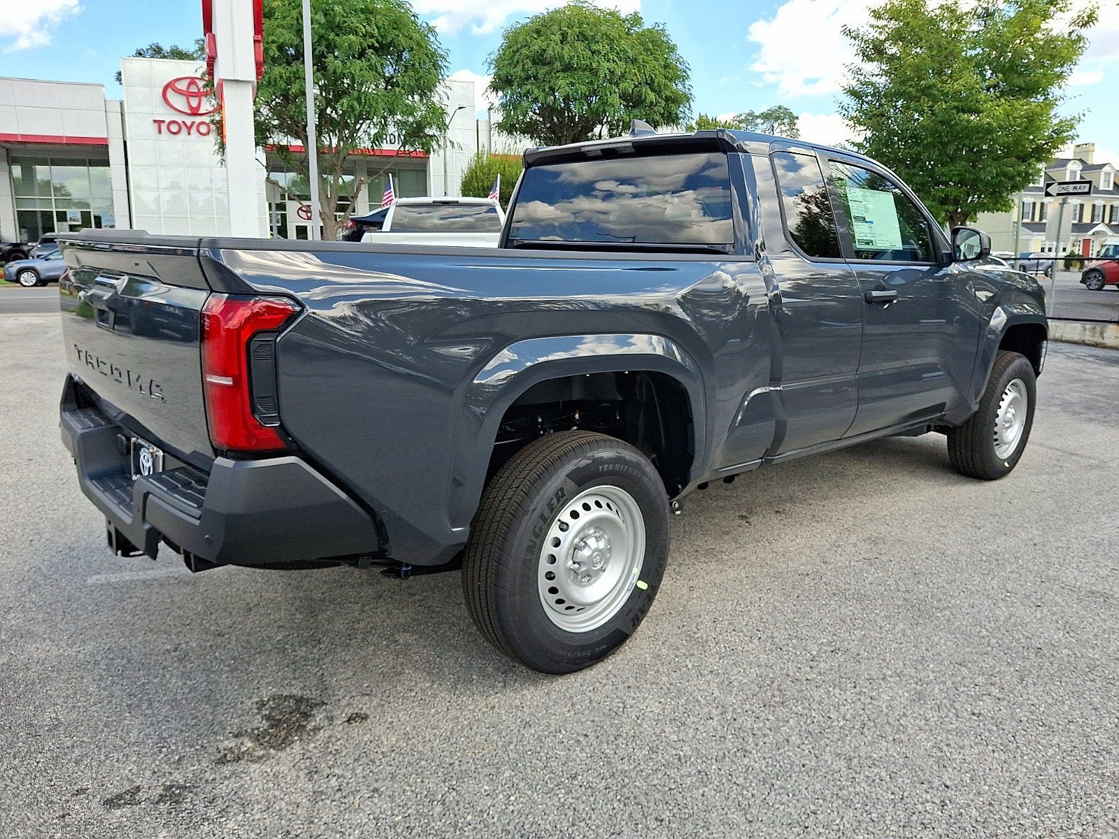 New 2026 Toyota Tacoma SR AWD/4WD image 4