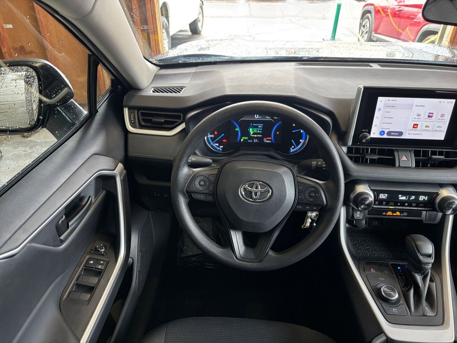 Used 2025 Toyota RAV4 LE image 34