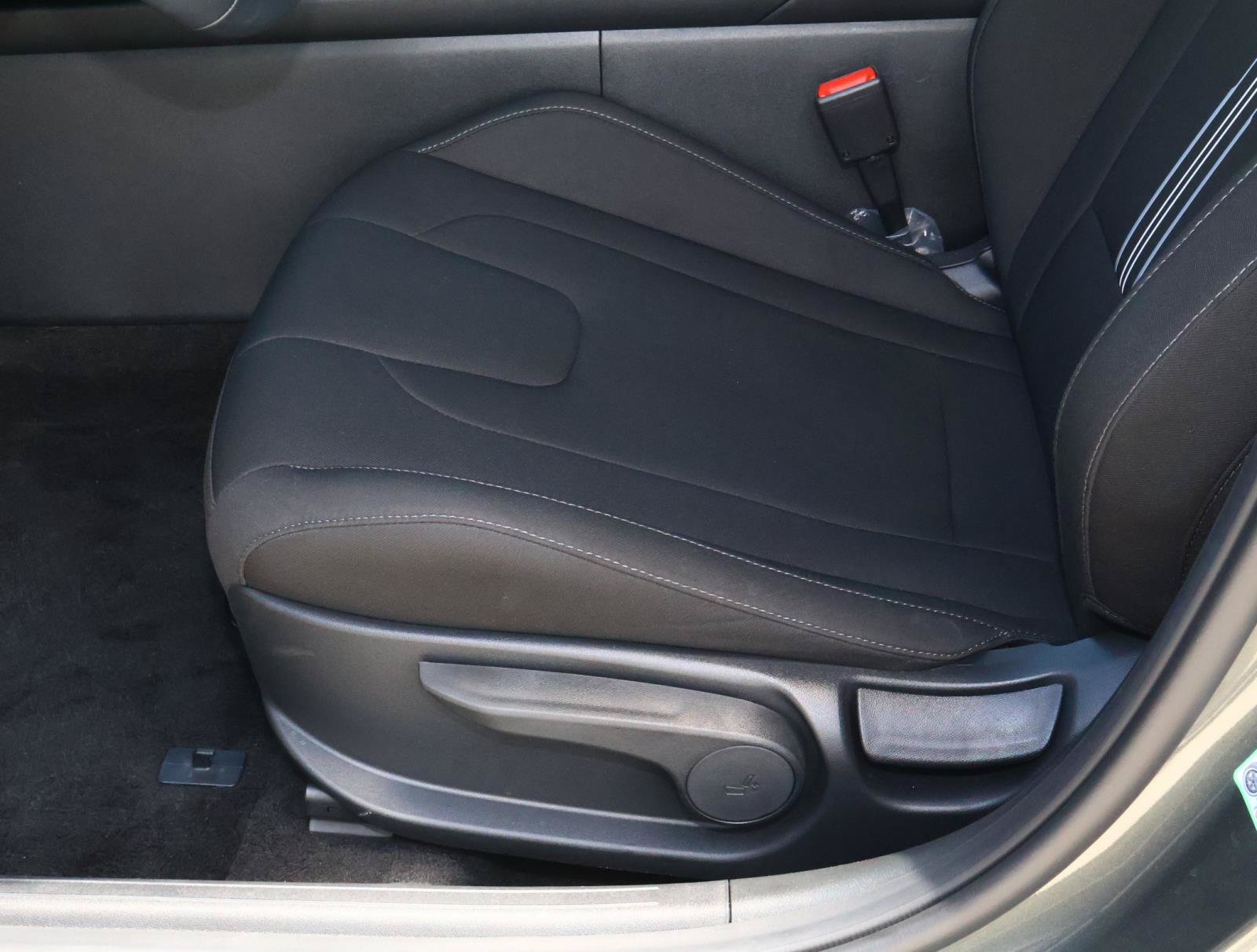 Used 2026 Hyundai Elantra SEL Sport Premium FWD image 14