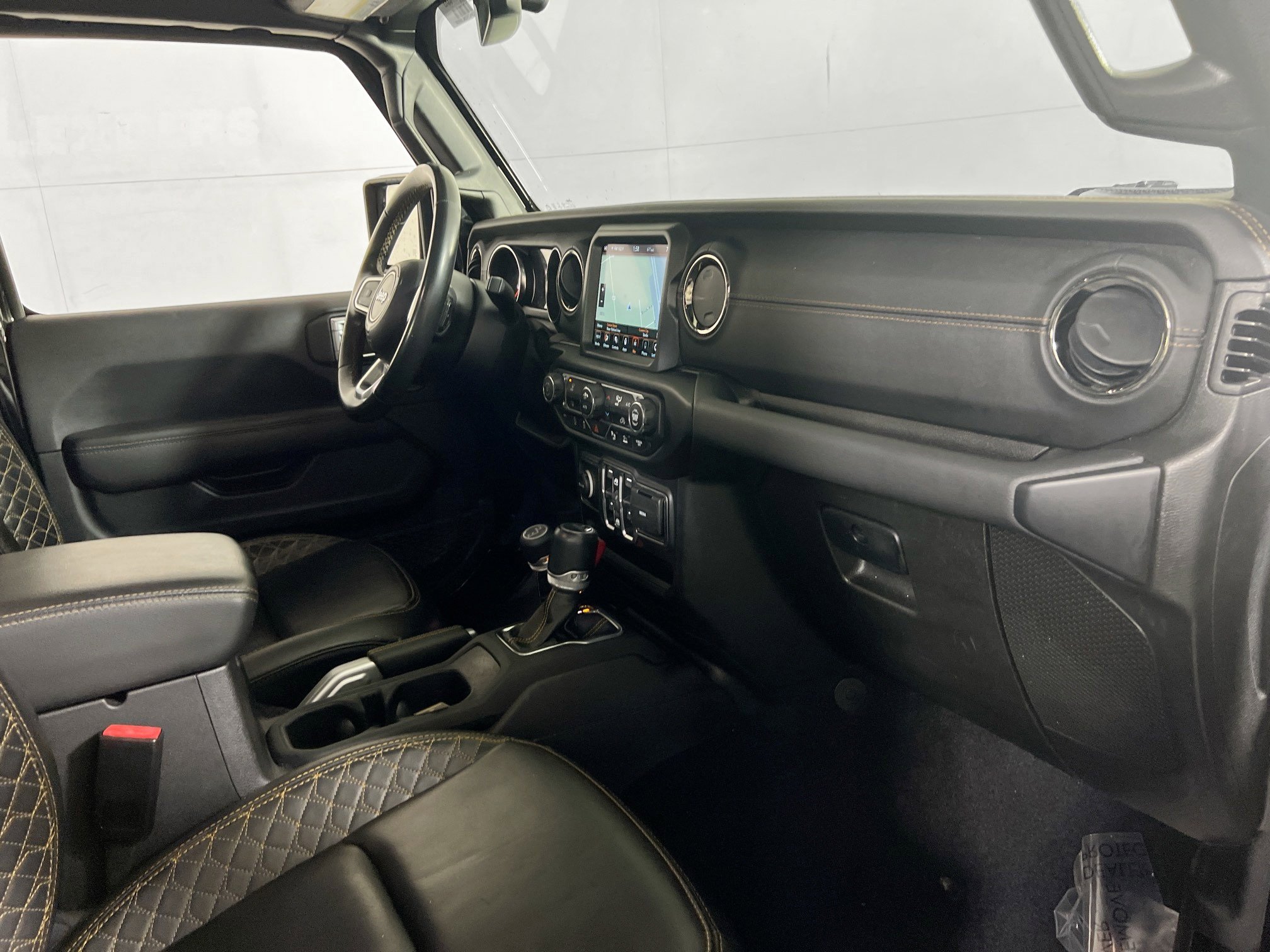 Used 2022 Jeep Gladiator Overland AWD/4WD image 26