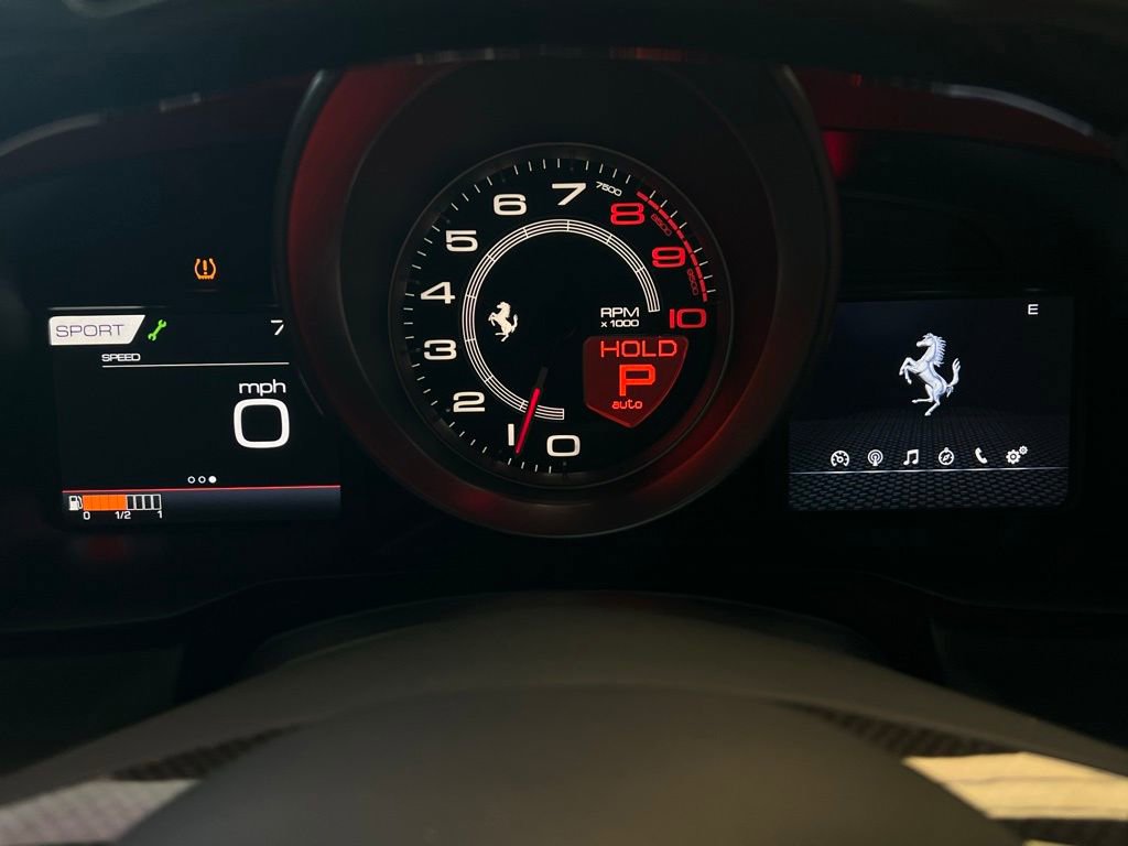 Used 2022 Ferrari F8 Tributo image 22