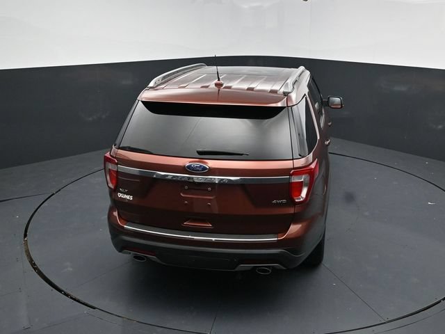 Used 2018 Ford Explorer XLT w/ Equipment Group 202A AWD/4WD image 60