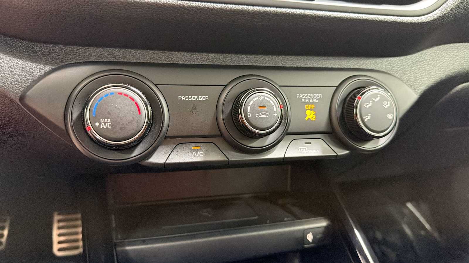 Used 2020 Kia Forte GT FWD image 20