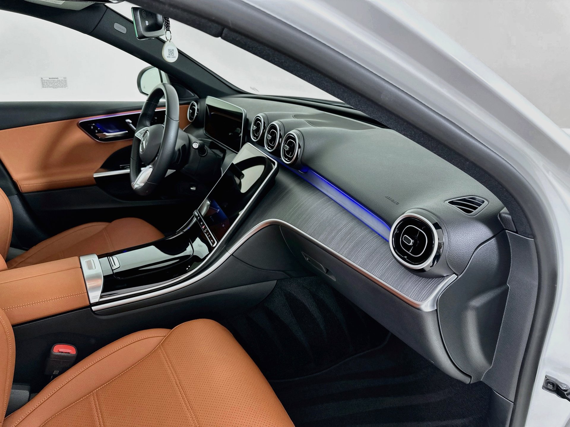Certified 2025 Mercedes-Benz C 300 Sedan image 32