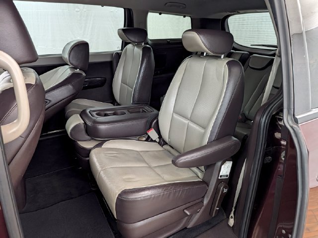 Used 2018 Kia Sedona SX Limited FWD image 15