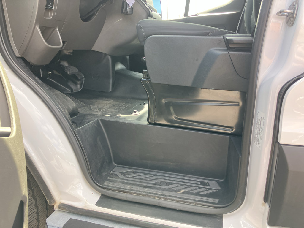 Used 2025 Ford Transit 250 Low Roof w/ Exterior Upgrade Package RWD image 17