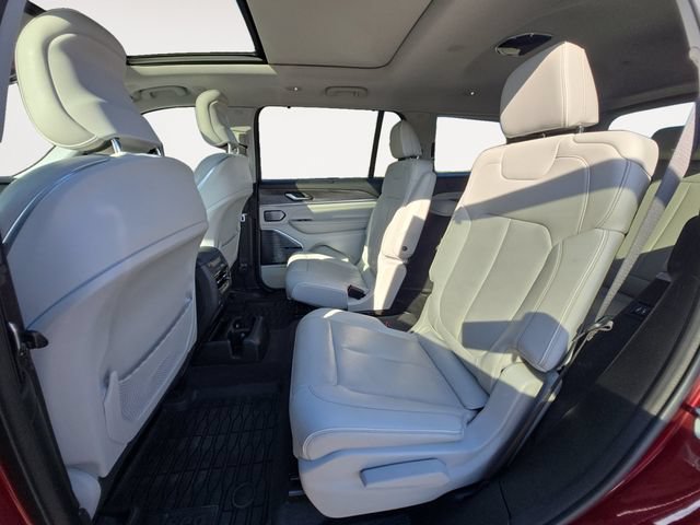 Used 2021 Jeep Grand Cherokee L Overland w/ Advanced Protech Group III AWD/4WD image 13