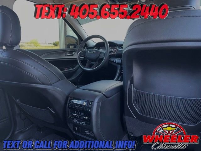Used 2023 Jeep Grand Cherokee L Limited image 11