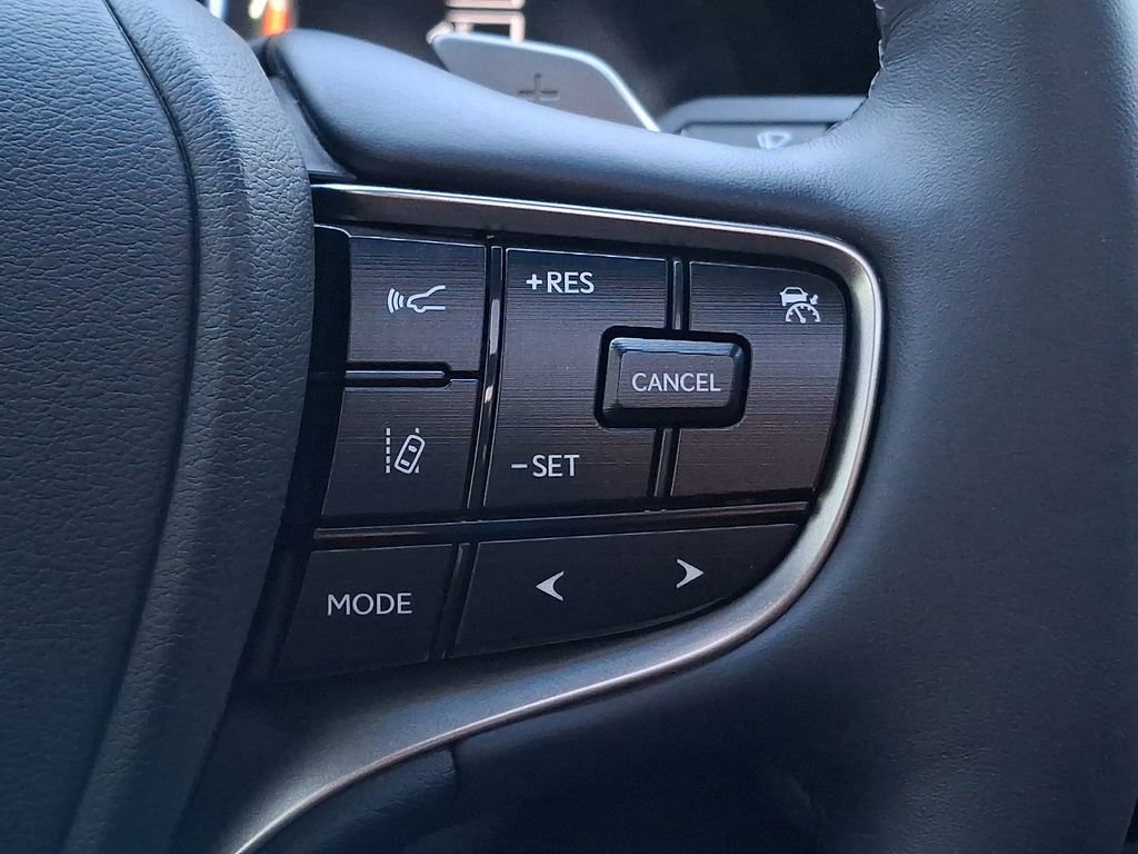 Used 2025 Lexus ES 350 Ultra Luxury w/ Accessory Package (Z1) image 19