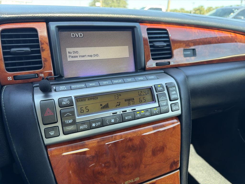 Used 2003 Lexus SC 430 Convertible RWD image 17